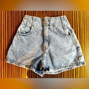 Denim, retro style shorts